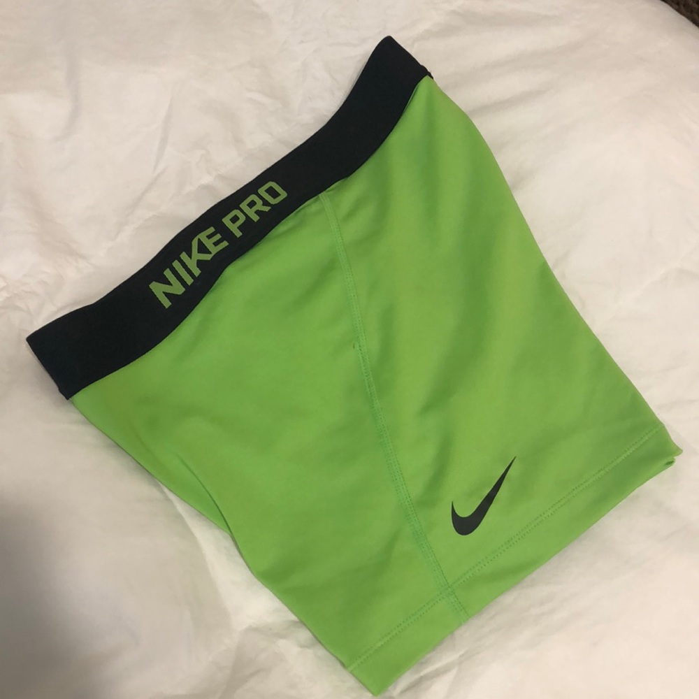 Nike spandex